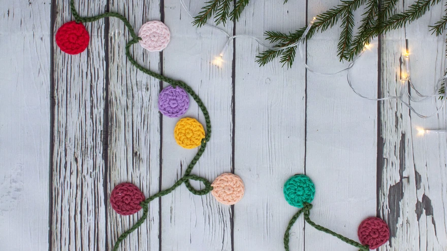 Värviline valguskett toob värvi ka hallis talveilmas