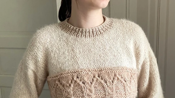 Kaheosaline džemper näeb omapärane välja