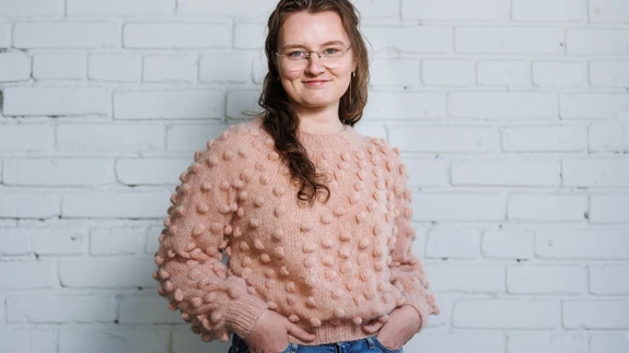 Mummuline kampsunAutor: Sarah PilvAutor on ühtlasi modell