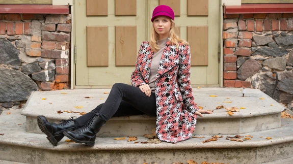 Kahe nööbireaga talvemantel. Autor: Gitta Truus