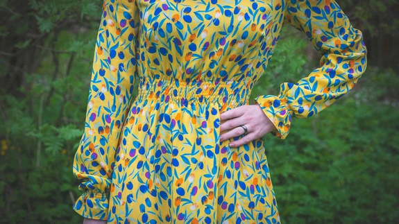 Kumminiidiga kroogitud vöökoht ja varrukaots